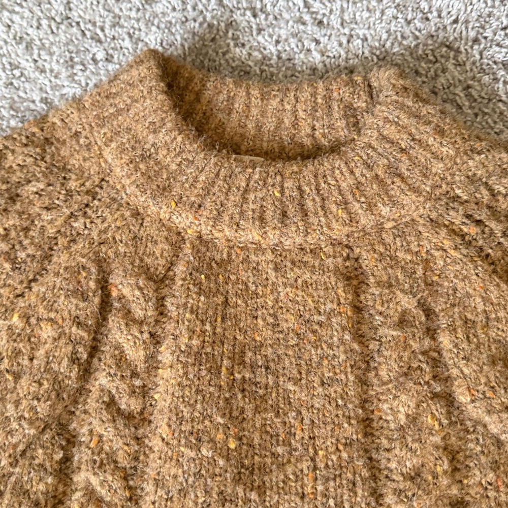 UNIVERSAL THREAD - mustard sweater - Picture 2 of 4
